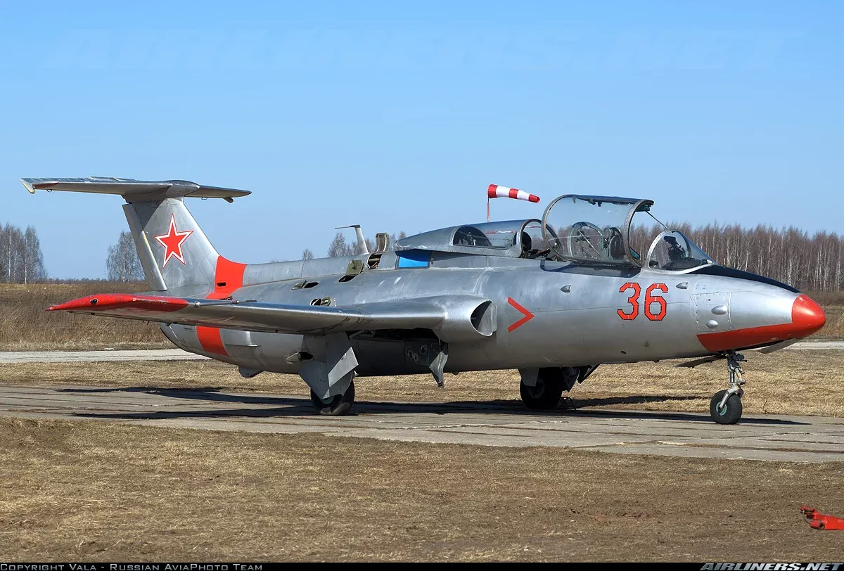 25 минутный полет на реактивном самолете L-29 